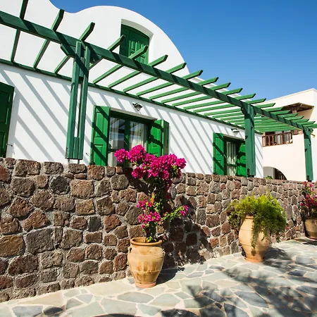 Mathios Hotel 3*