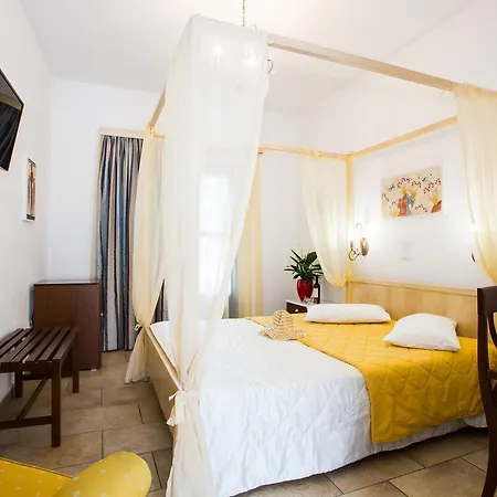 Mathios Hotel