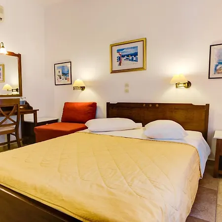 Mathios Hotel 3*