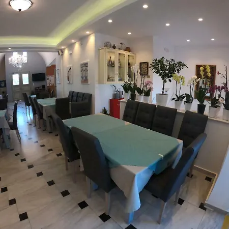 Hotel Mathios 3*