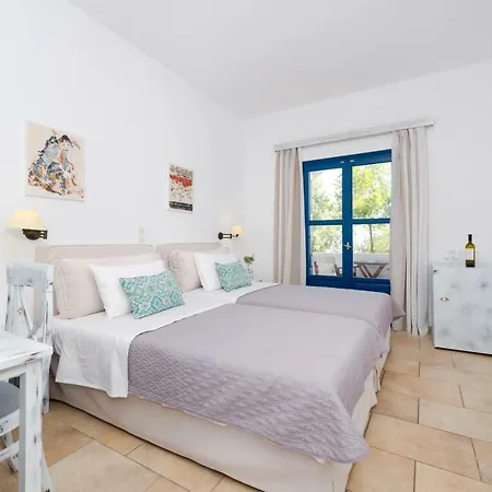 Otel Mathios