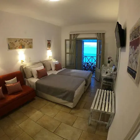Mathios Hotel 3*